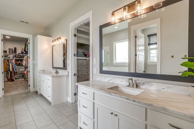 5520 Big Valley Circle, Lipan, TX 76462
