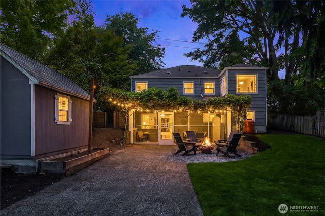 11535 40th Avenue NE, Seattle, WA 98125