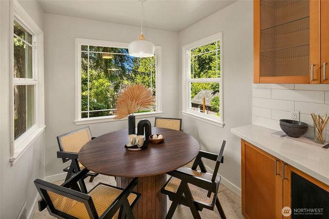 11535 40th Avenue NE, Seattle, WA 98125
