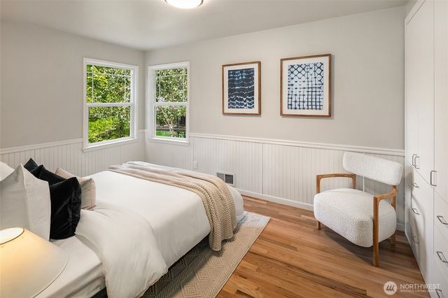 11535 40th Avenue NE, Seattle, WA 98125