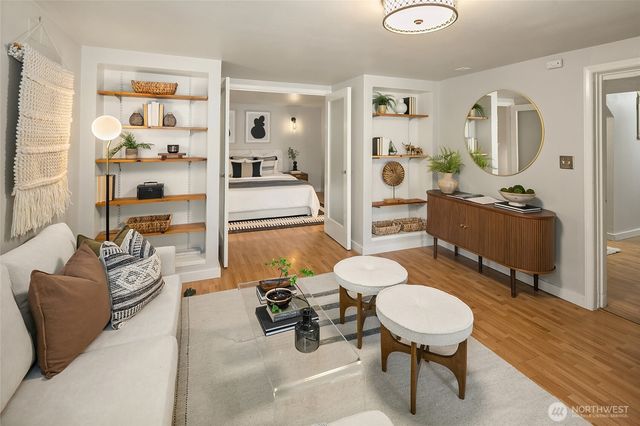 11535 40th Avenue NE, Seattle, WA 98125