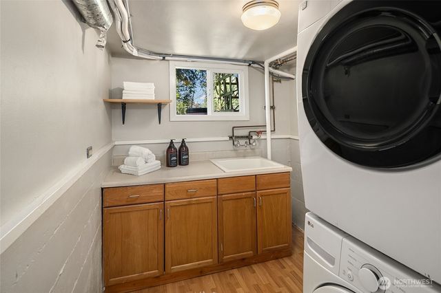 11535 40th Avenue NE, Seattle, WA 98125