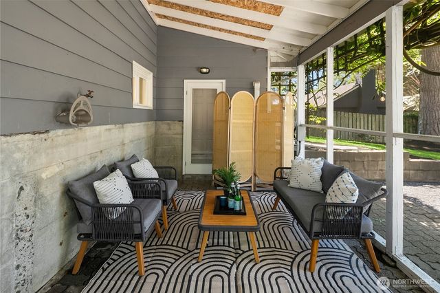 11535 40th Avenue NE, Seattle, WA 98125