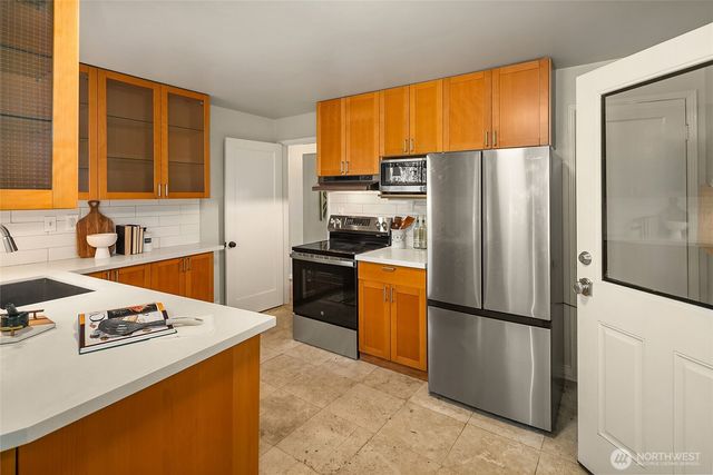 11535 40th Avenue NE, Seattle, WA 98125