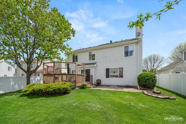 2844 Bluewater Circle, Naperville, IL 60564