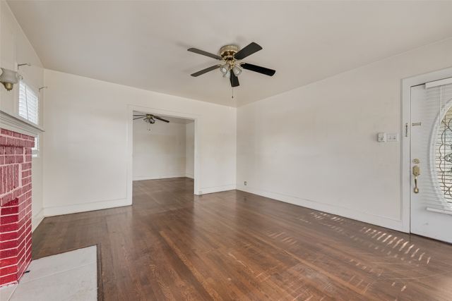 2861 W 12th Street, Dallas, TX 75211