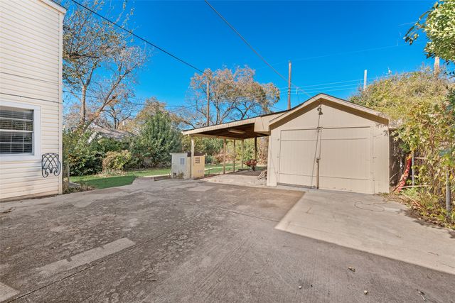 2861 W 12th Street, Dallas, TX 75211