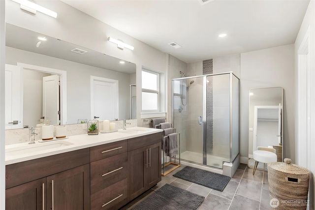 17809 2nd Ave W, Bothell, WA 98012