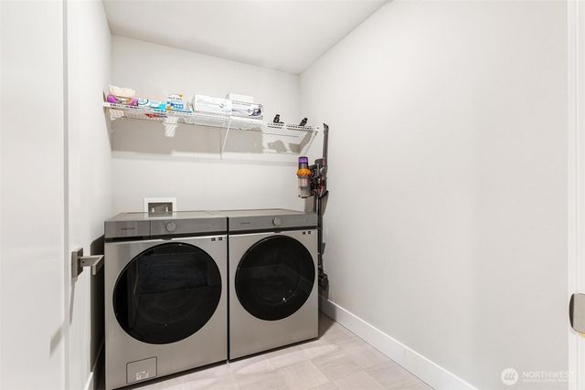 17809 2nd Ave W, Bothell, WA 98012