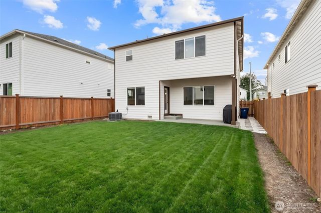 17809 2nd Ave W, Bothell, WA 98012