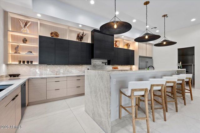 4211 N 87TH Place, Scottsdale, AZ 85251