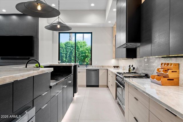 4211 N 87TH Place, Scottsdale, AZ 85251