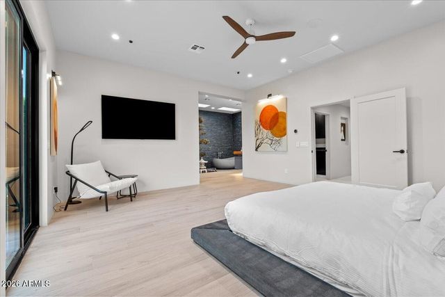 4211 N 87TH Place, Scottsdale, AZ 85251