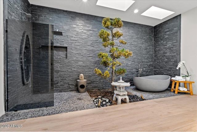 4211 N 87TH Place, Scottsdale, AZ 85251