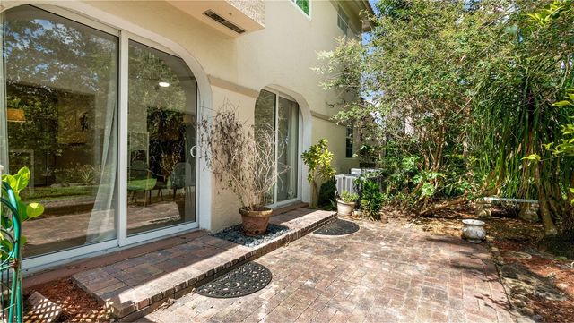 6525 VIA REGINA 0100, Boca Raton, FL 33433