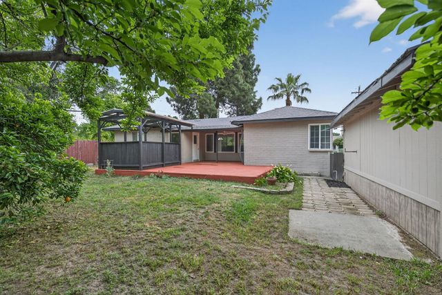 900 Bryte Ave, West Sacramento, CA 95605