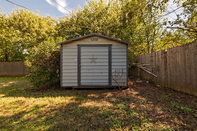 102 Juniper Street, Mansfield, TX 76063