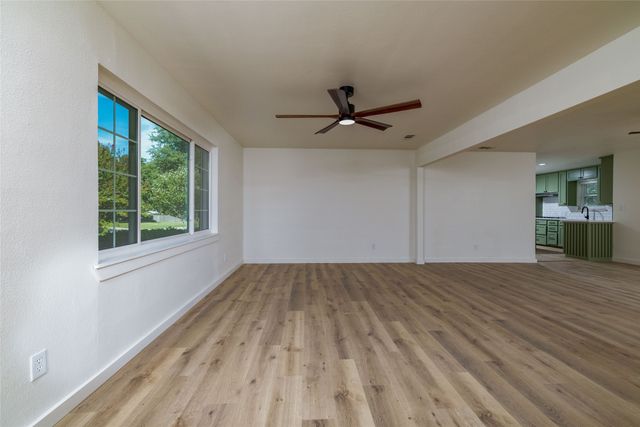102 Juniper Street, Mansfield, TX 76063