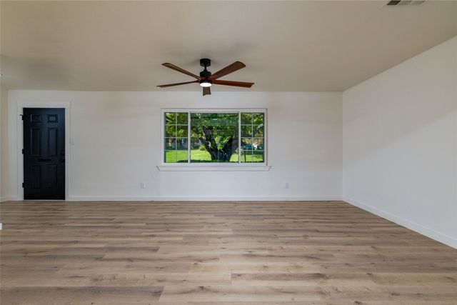 102 Juniper Street, Mansfield, TX 76063