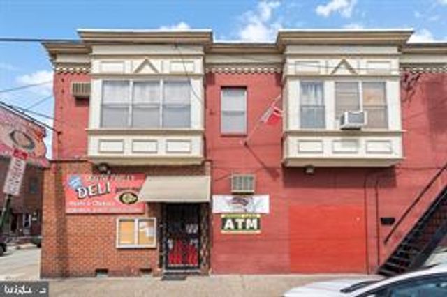 2555 S WARNOCK ST, Philadelphia, PA 19148