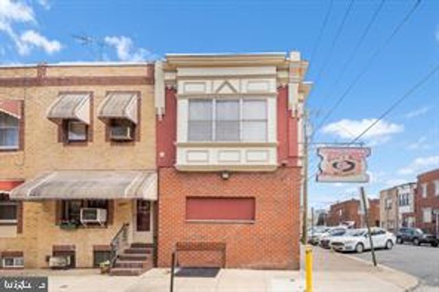 2555 S WARNOCK ST, Philadelphia, PA 19148