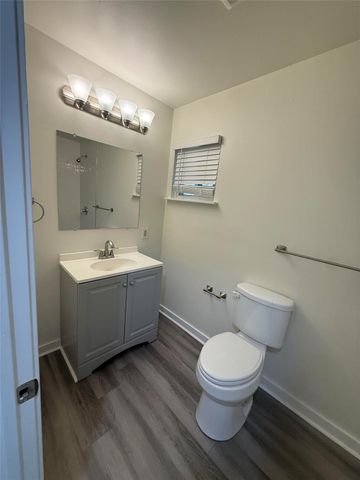 8515 Burrell DR, Austin, TX 78757