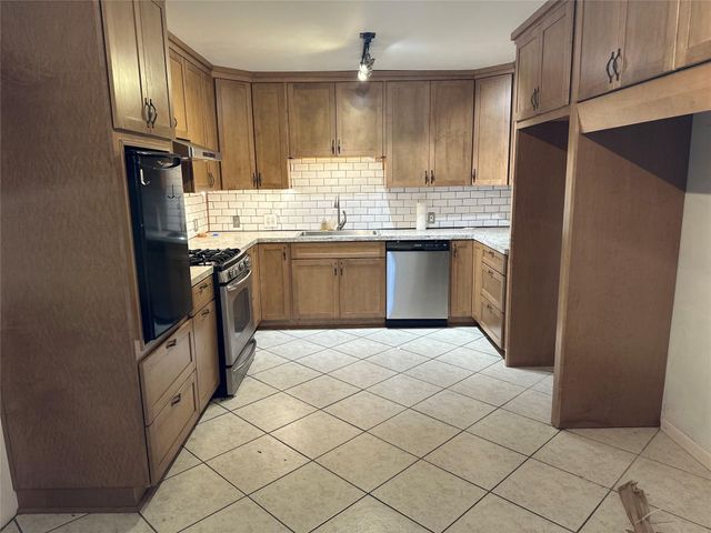 6805 Crystalbrook DR, Austin, TX 78724