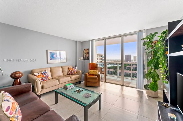 3800 S Ocean Drive 1722, Hollywood, FL 33019