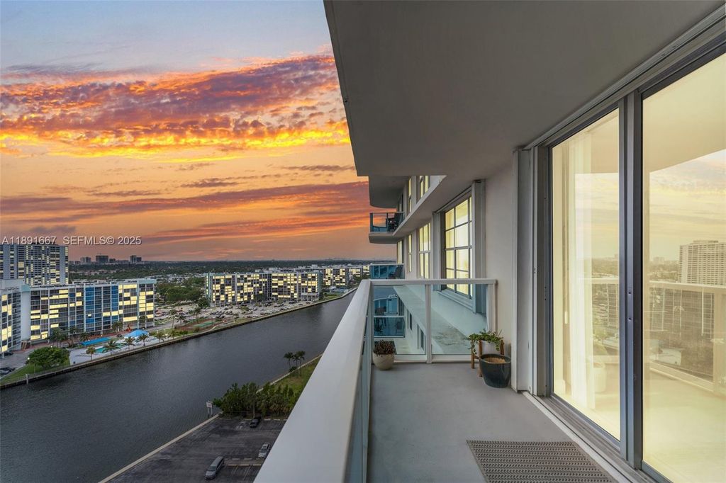 3800 S Ocean Drive 1722, Hollywood, FL 33019