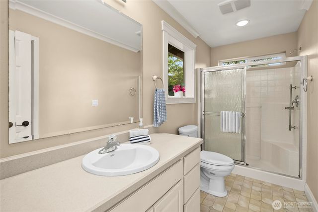 1202 Lansing Avenue W, Bremerton, WA 98312