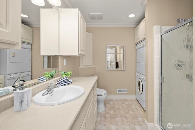 1202 Lansing Avenue W, Bremerton, WA 98312