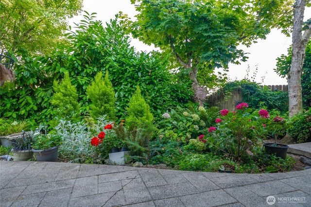 1202 Lansing Avenue W, Bremerton, WA 98312