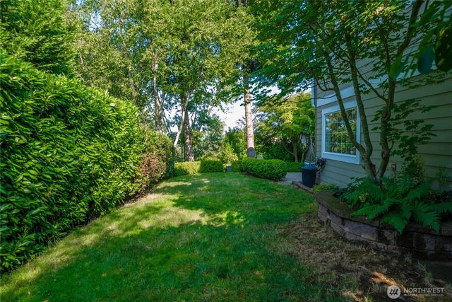 1202 Lansing Avenue W, Bremerton, WA 98312