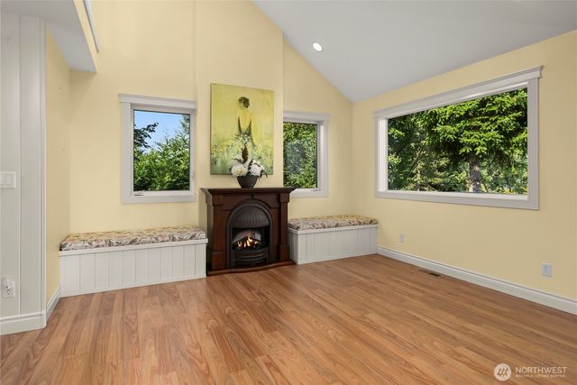 1202 Lansing Avenue W, Bremerton, WA 98312