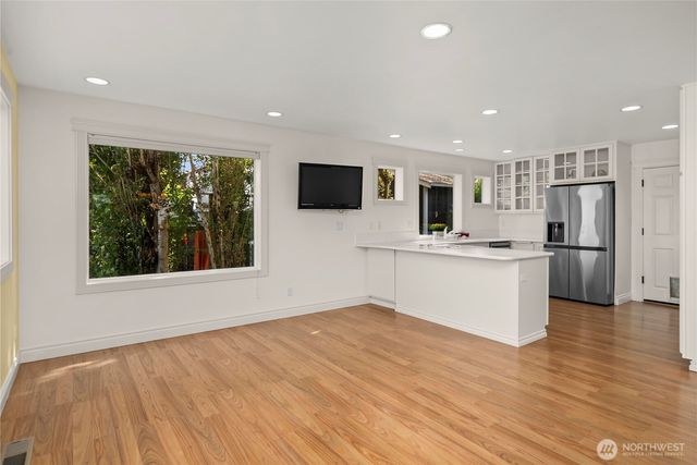 1202 Lansing Avenue W, Bremerton, WA 98312