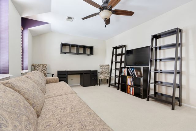 1600 Brittany Court C2, Wheeling, IL 60090