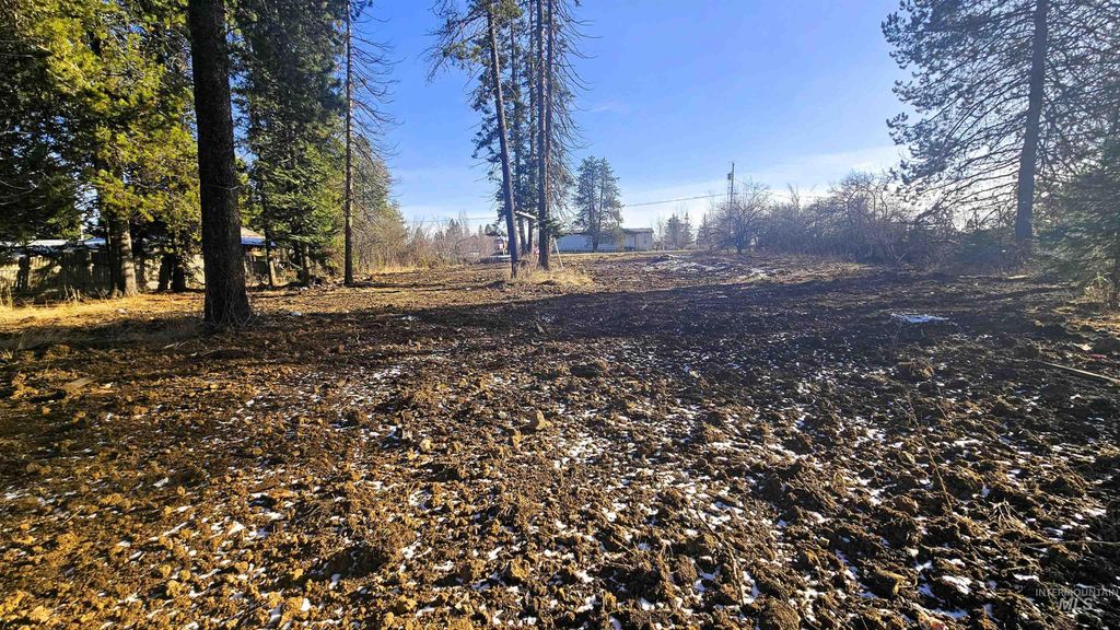92 Rouleau Loop, Weippe, ID 83531 photo 3