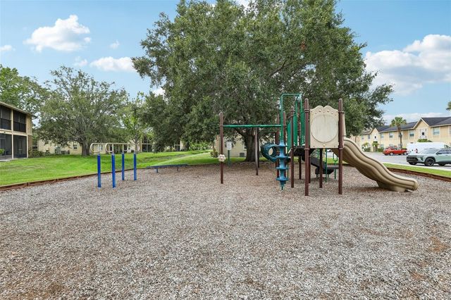9902 TURF WAY 6, Orlando, FL 32837
