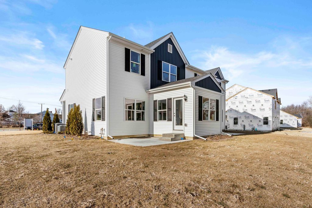 5743 Ruby Road 354-2, Lowell, IN 46356