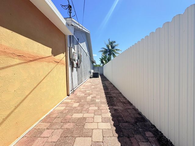 229 Perry Avenue, Greenacres, FL 33463