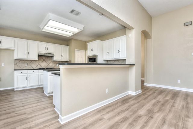 303 Gulfstream DR, Georgetown, TX 78626