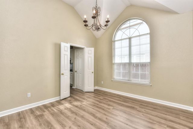 303 Gulfstream DR, Georgetown, TX 78626