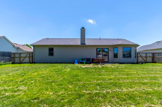 8015 Cooper Point Run, Fort Wayne, IN 46835