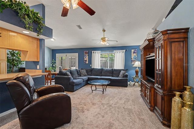 35 PLANTATION ROAD, Debary, FL 32713
