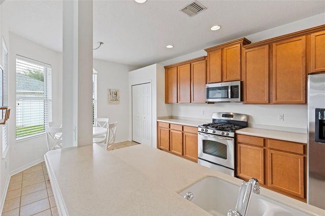 10228 AVELAR RIDGE DRIVE, Riverview, FL 33578