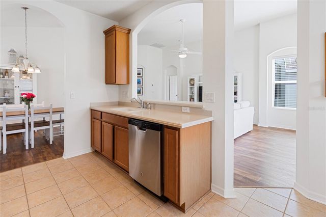 10228 AVELAR RIDGE DRIVE, Riverview, FL 33578