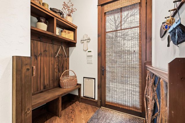 220 Oak Hills Drive, Pottsboro, TX 75076