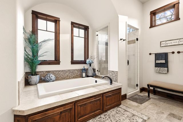 220 Oak Hills Drive, Pottsboro, TX 75076