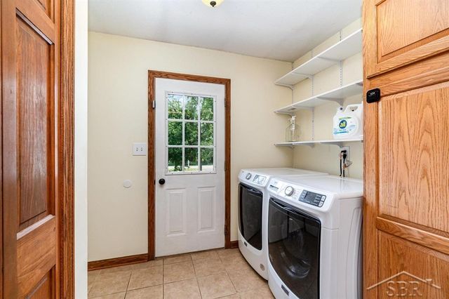 3727 E Julie Ann Drive, Larkin Twp, MI 48642