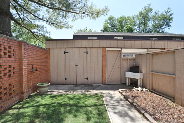 5459 Rockwood Court, R24, Columbus, OH 43229